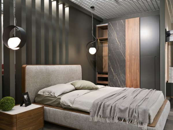 Шпонированная кровать высокая RAGGIO2 орех